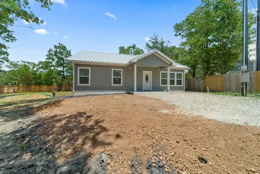 Lots of outside space, surrounded by trees Lots of outside space, surrounded by trees