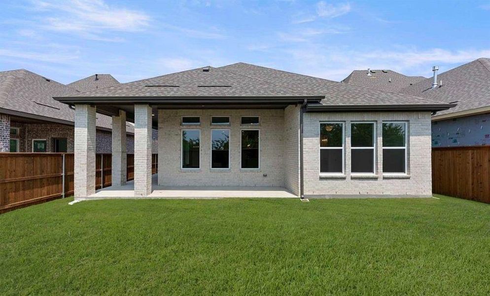 Rear Exterior Design Representative Photo