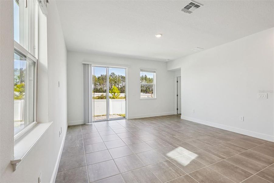 Spacious, unfurnished interior of a new home in Cyrene at Minneola - Villas, Minneola (Image 15).