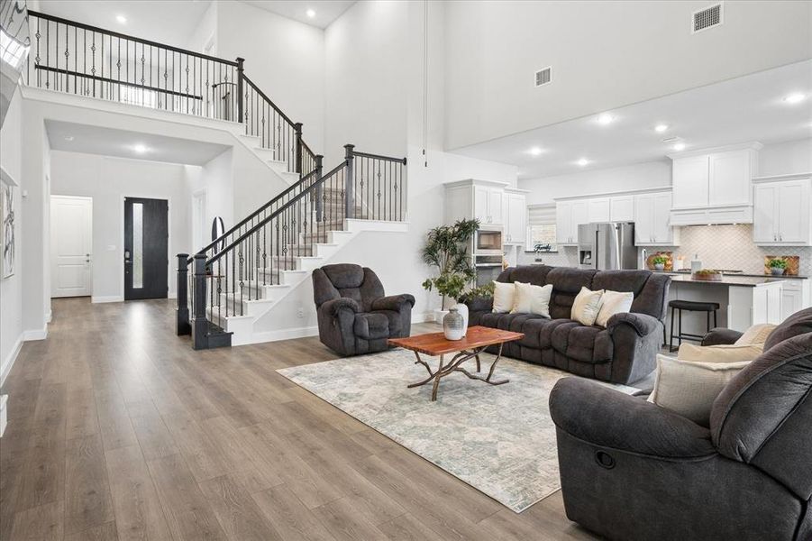 Furnished interior view inside a new home in , Northlake (Image 12).