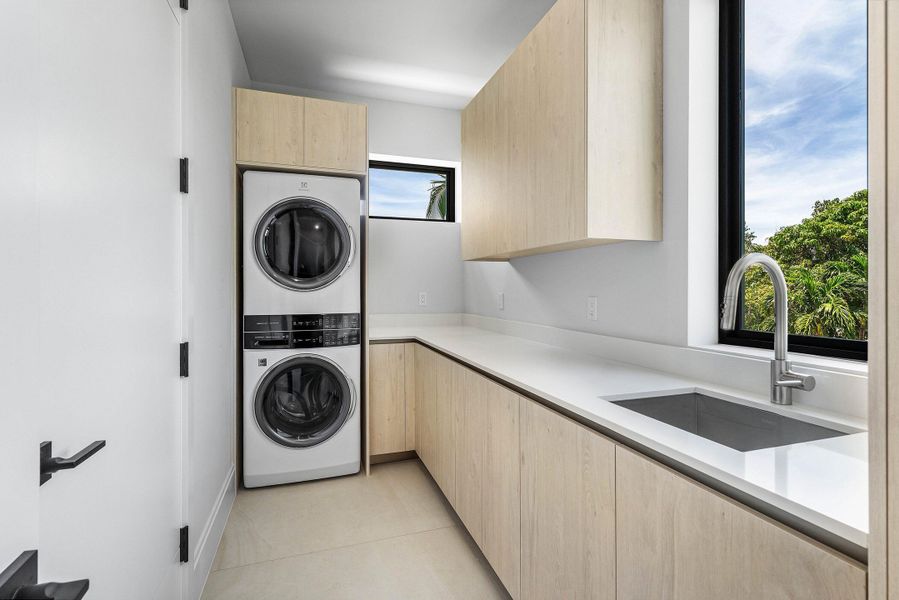 018-207Southeast5thStreet-DelrayBeach-FL 018-207Southeast5thStreet-DelrayBeach-FL