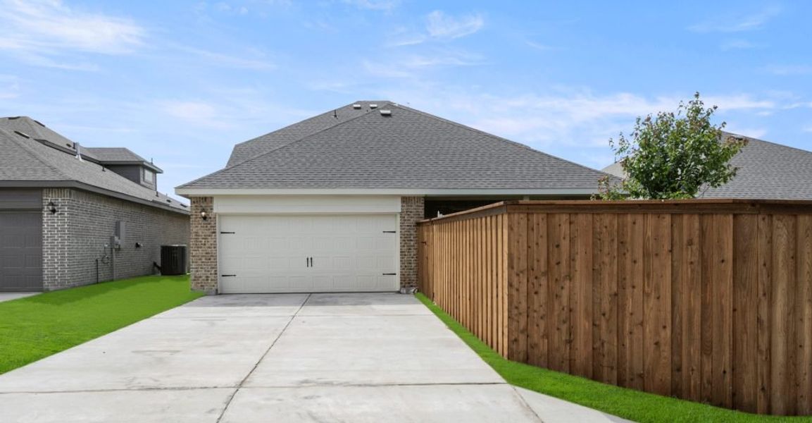 Representative exterior photo of a completed home built from the Oliver by Impression Homes in Redden Farms, Midlothian, TX (Image 27). Representative exterior photo of a completed home built from the Oliver by Impression Homes in Redden Farms, Midlothian, TX (Image 27).