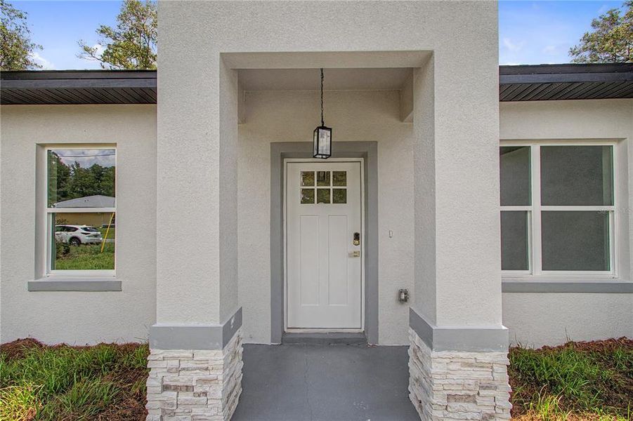 Exterior details and patio area of a home in , Citrus Springs (Image 3). Exterior details and patio area of a home in , Citrus Springs (Image 3).