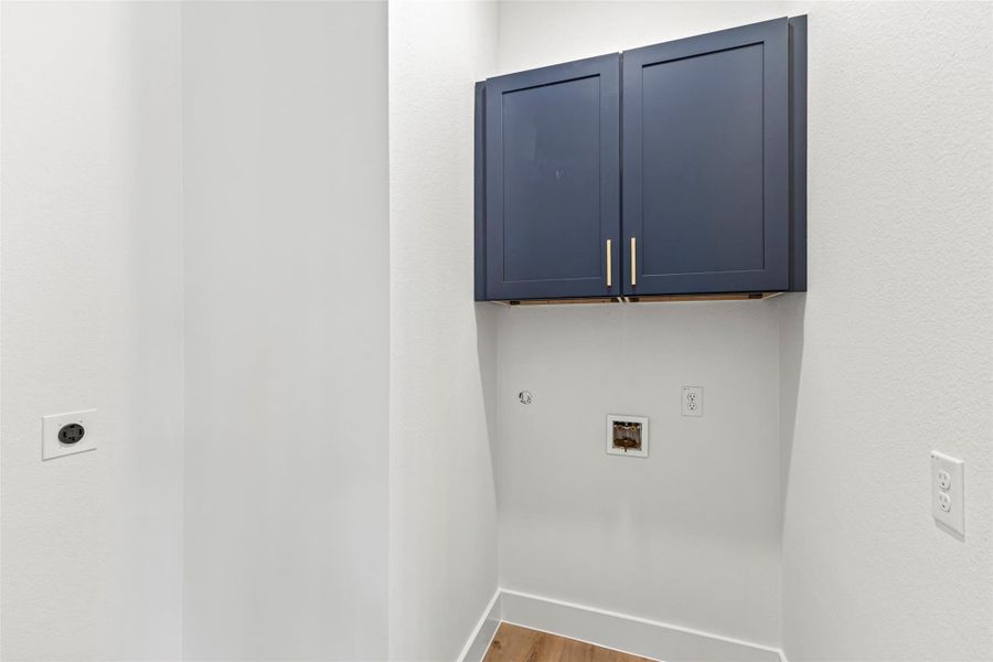 Spacious, unfurnished interior of a new home in , Houston (Image 14).