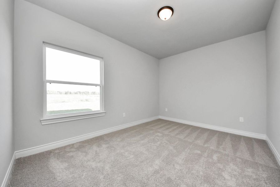 Spacious, unfurnished interior of a new home in Hill & Dale Ranch, Splendora (Image 19).