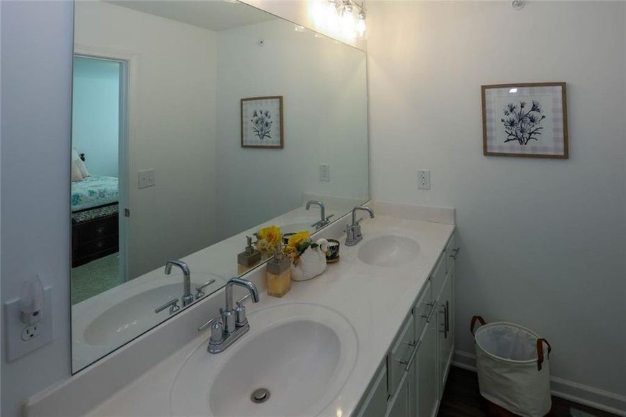 Image 51 of a home in Laurelwood.