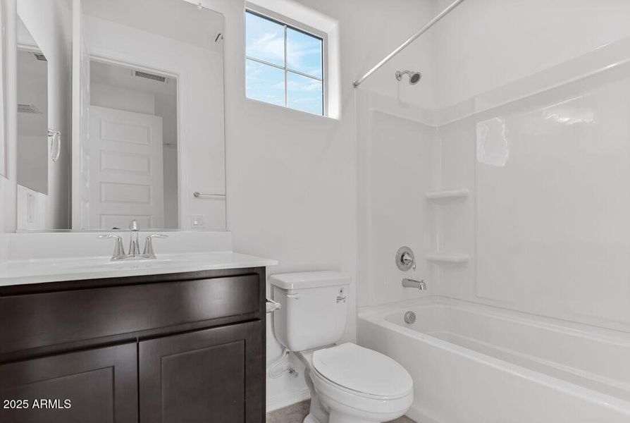 3817 S Tulip - Ready Now