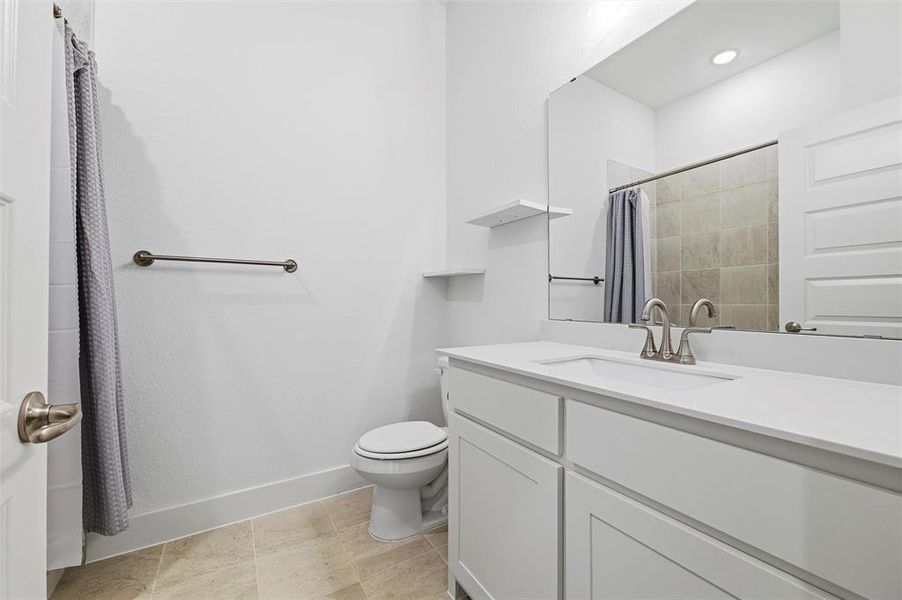 Furnished interior view inside a new home in , Boyd (Image 13).