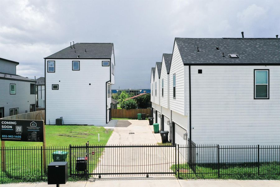 Image 12 of a home in .