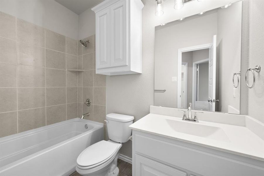 DFW-Chisholm Hills-Concept 1503-806 Misty Lane- Bathroom -Risewell Homes-1 DFW-Chisholm Hills-Concept 1503-806 Misty Lane- Bathroom -Risewell Homes-1