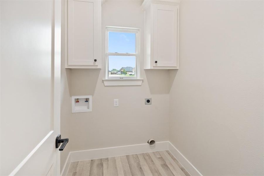 Image 27 of a home in .