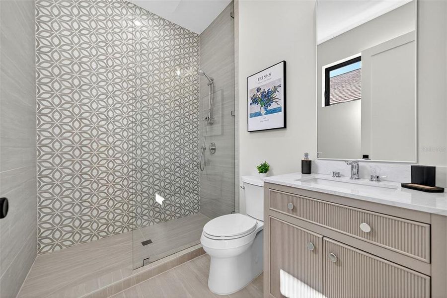 Furnished interior view inside a new home in , Sarasota (Image 13).