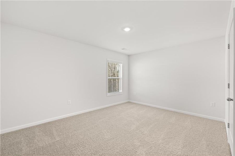 Spacious, unfurnished interior of a new home in Holland Estates, Powder Springs (Image 42). Spacious, unfurnished interior of a new home in Holland Estates, Powder Springs (Image 42).