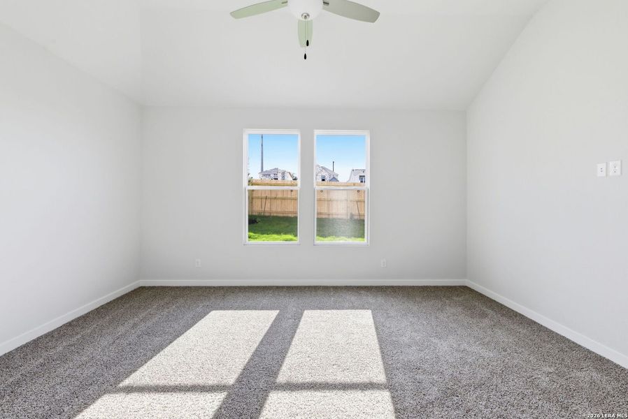 Spacious, unfurnished interior of a new home in , San Antonio (Image 20).