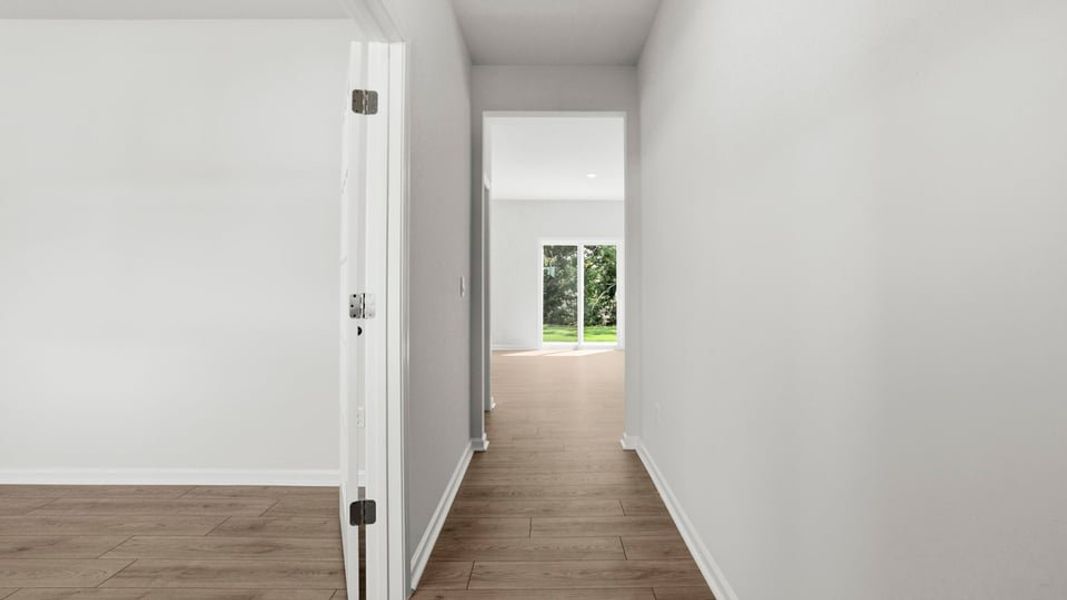 Spacious, unfurnished interior of a new home in Woodglen, Piedmont (Image 14).
