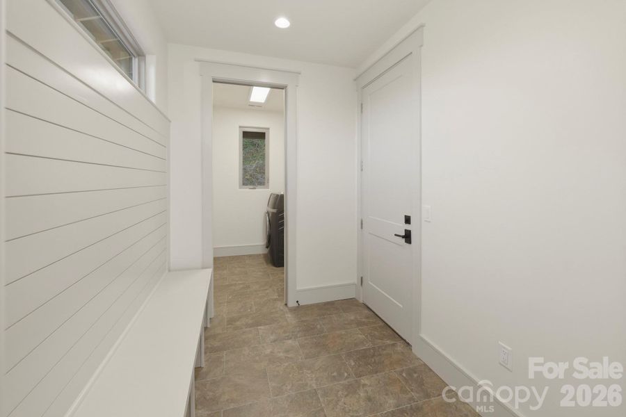 Spacious, unfurnished interior of a new home in , Lake Lure (Image 13).