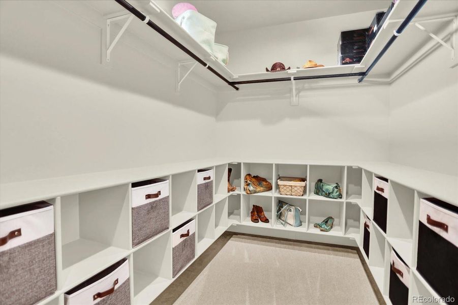 Image 44 of a home in .