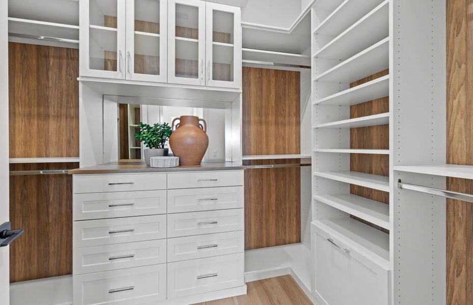 Spacious walk-in closets in 55+ new construction homes Spacious walk-in closets in 55+ new construction homes
