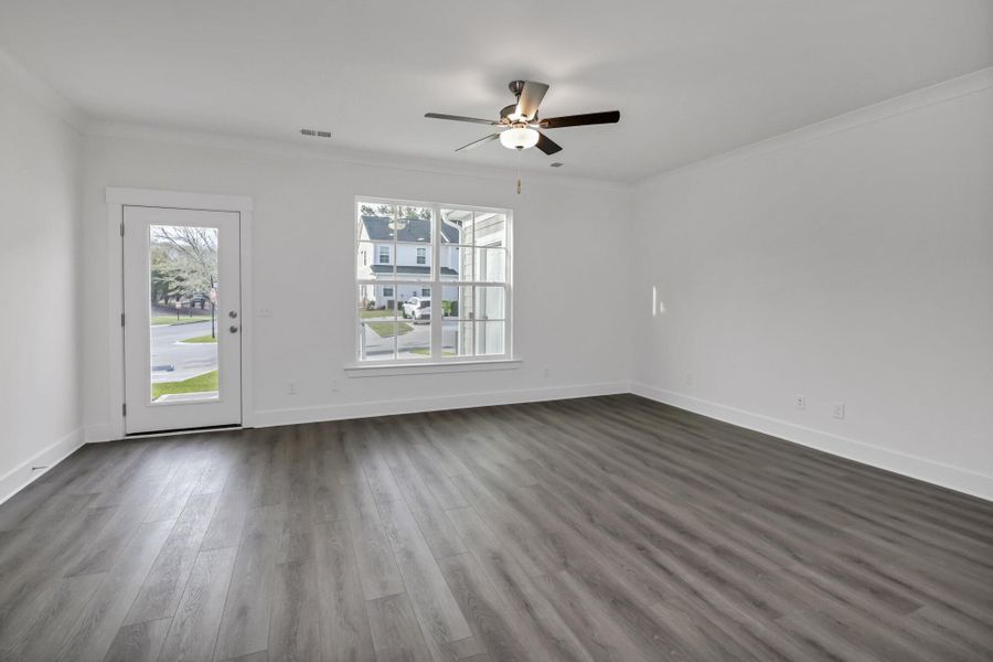 Spacious, unfurnished interior of a new home in Lake Carolina Townhomes, Columbia (Image 22).