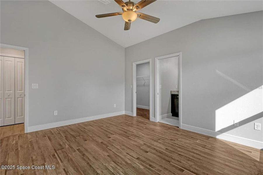 Spacious, unfurnished interior of a new home in , Punta Gorda (Image 20).