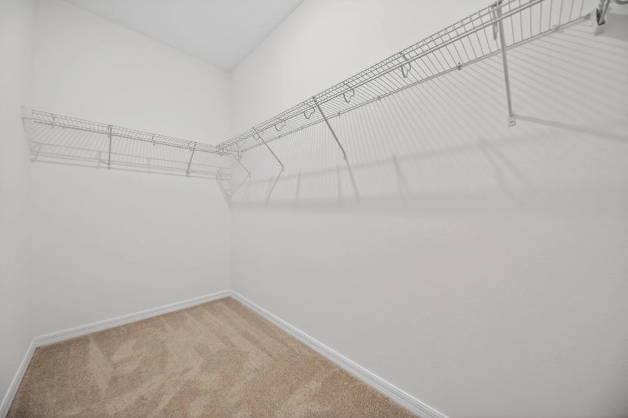 Spacious, unfurnished interior of a new home in Catamaran Cove, Rockledge (Image 17).
