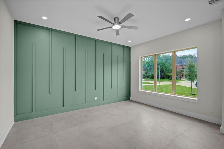 Spacious, unfurnished interior of a new home in , Spring (Image 21).