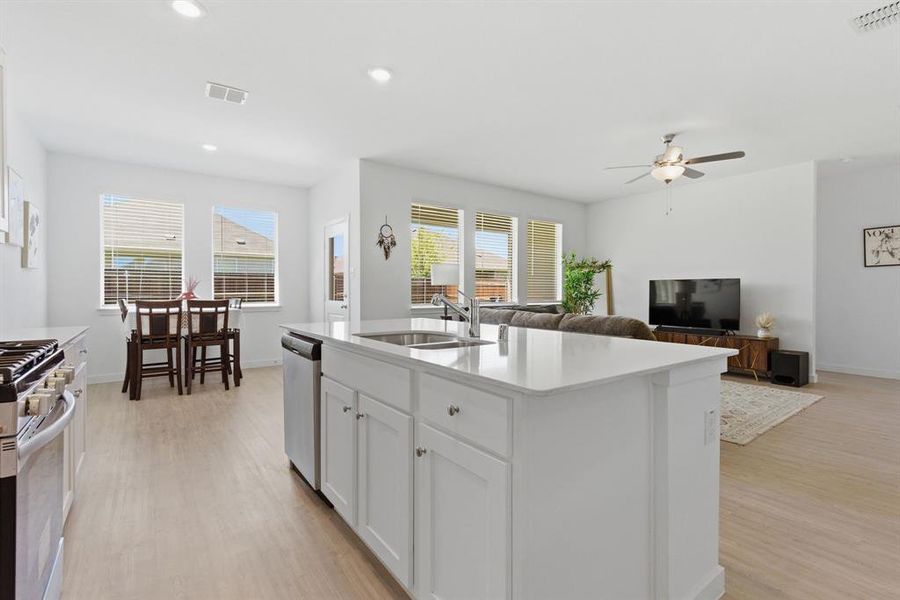 Furnished interior view inside a new home in Reatta Ridge, Justin (Image 9).