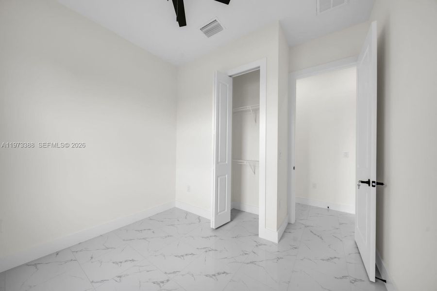 Spacious, unfurnished interior of a new home in , Lehigh Acres (Image 20).