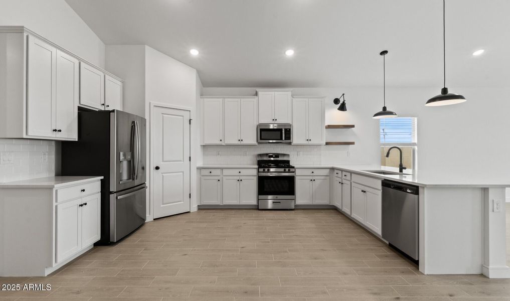 LS Lot #77 Kitchen 3 (Large)