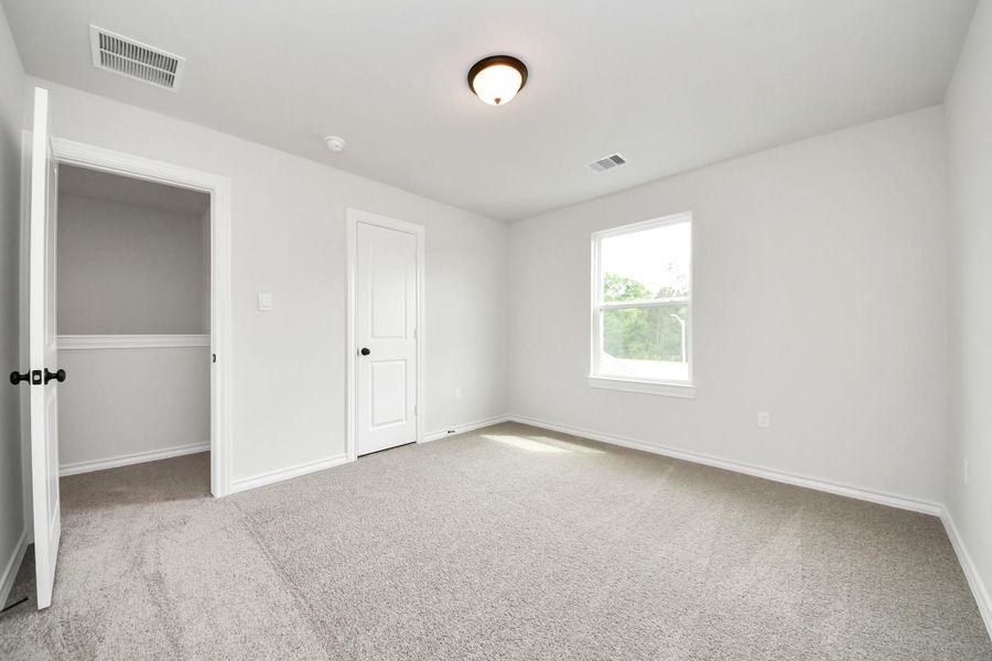 Spacious, unfurnished interior of a new home in The Enclave at Spring Branch, Montgomery (Image 14). Spacious, unfurnished interior of a new home in The Enclave at Spring Branch, Montgomery (Image 14).