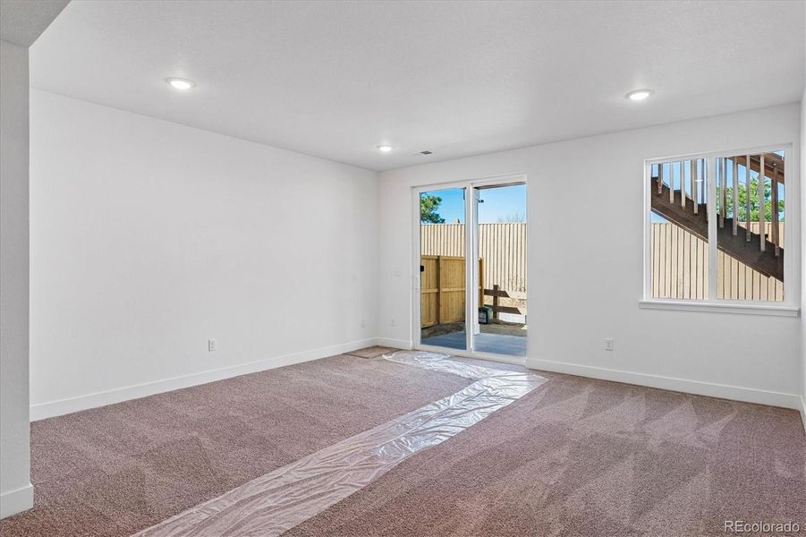 Spacious, unfurnished interior of a new home in The Summit at Meridian, Englewood (Image 20). Spacious, unfurnished interior of a new home in The Summit at Meridian, Englewood (Image 20).