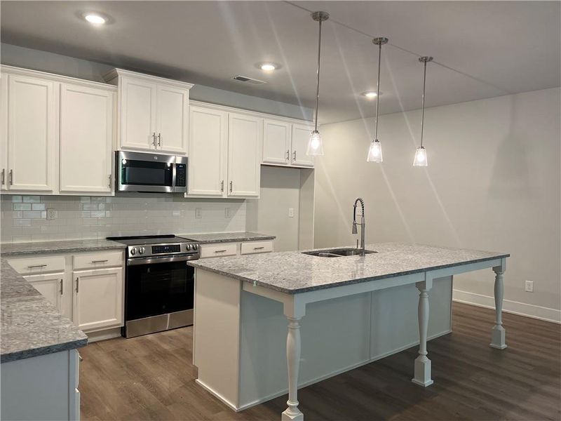 Furnished interior view inside a new home in The Park at Gainesville Township, Gainesville (Image 17). Furnished interior view inside a new home in The Park at Gainesville Township, Gainesville (Image 17).