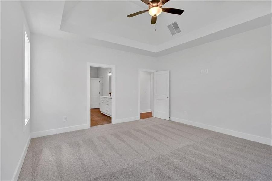 Spacious, unfurnished interior of a new home in , Rome (Image 21).