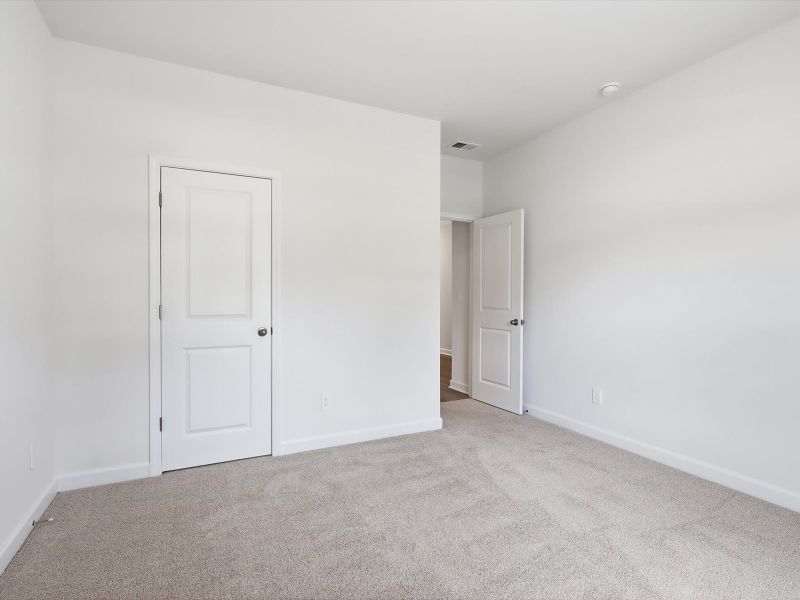 Spacious, unfurnished interior of a new home in Palmetto Place, Longs (Image 17).