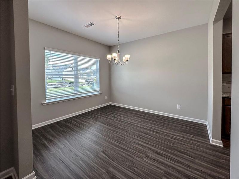 Spacious, unfurnished interior of a new home in Glen at Cave Springs, Douglasville (Image 19).