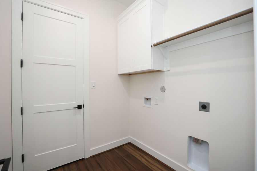 Spacious, unfurnished interior of a new home in , Magnolia (Image 43).