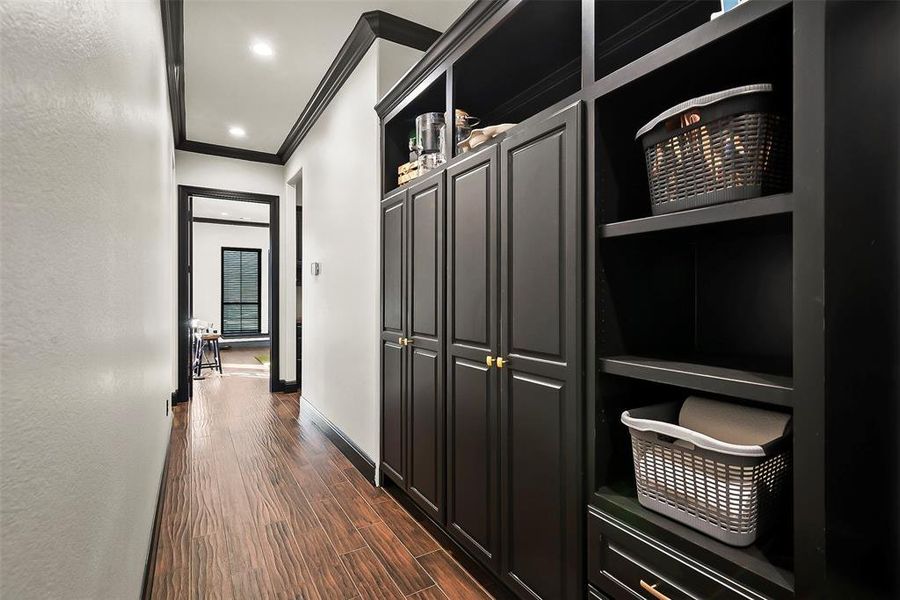 Pantry and storage right off of the kitchen.