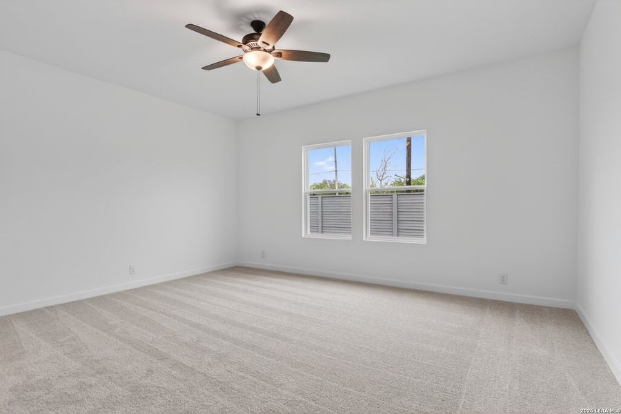 Spacious, unfurnished interior of a new home in Saddlebrook Ranch, Schertz (Image 18).
