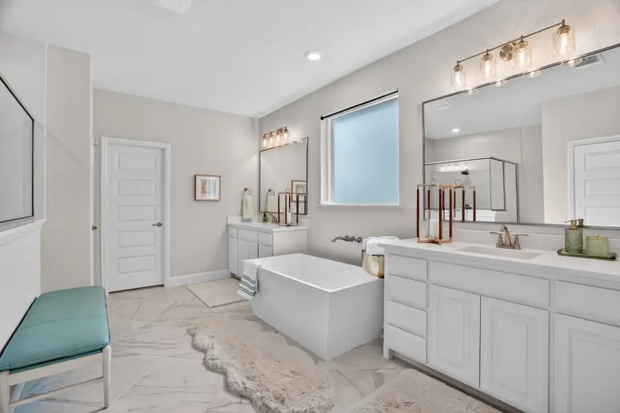 Representative furnished interior of a home built from the Wichita by Cheldan Homes in Arbor Oaks, Boyd (Image 46).