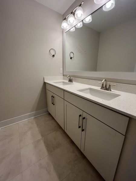 Image 28 of a home in River Tide Farms.