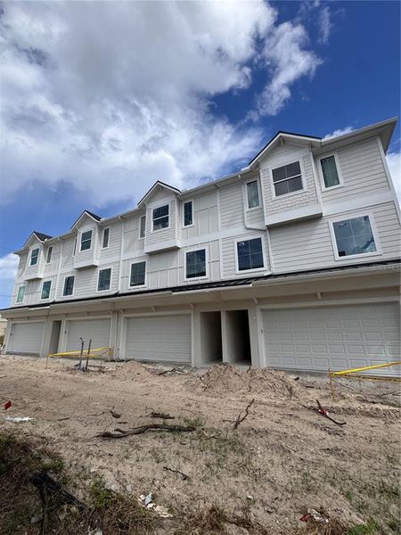 Image 14 of a home in .