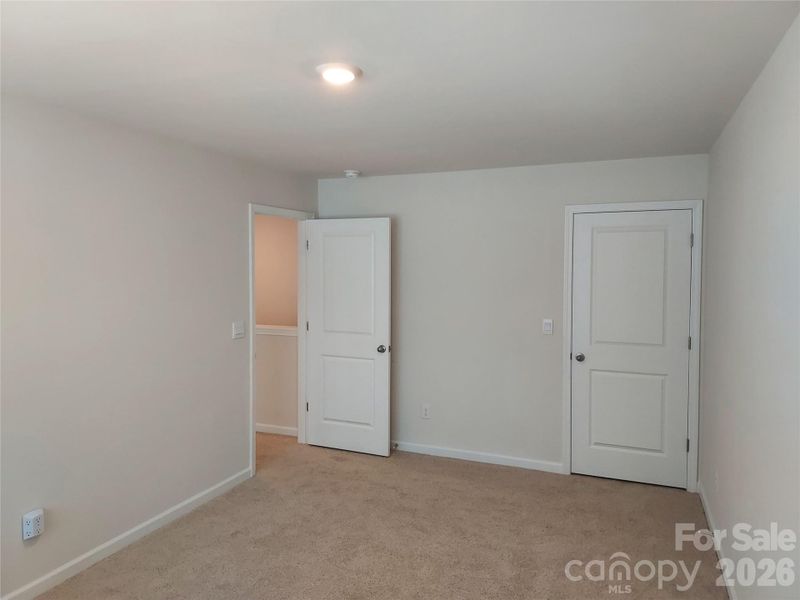Spacious, unfurnished interior of a new home in , Waynesville (Image 17).