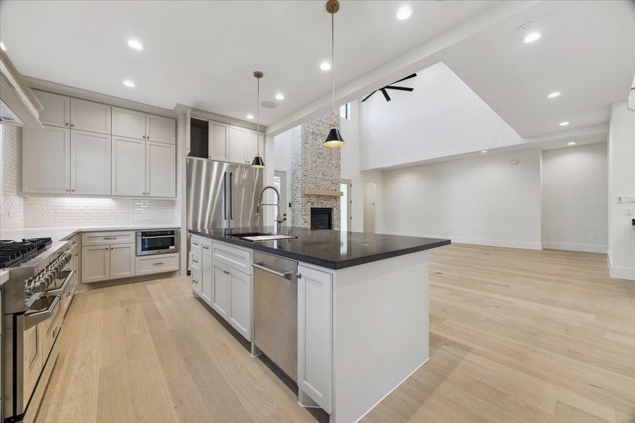 Furnished interior view inside a new home in , Houston (Image 27). Furnished interior view inside a new home in , Houston (Image 27).