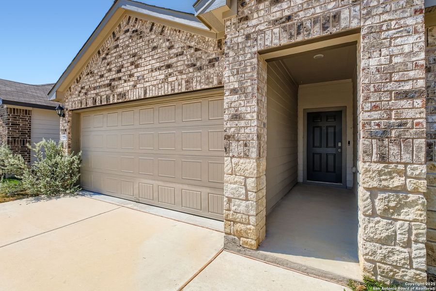 Front exterior of a new home in , New Braunfels, TX, highlighting curb appeal (Image 18). Front exterior of a new home in , New Braunfels, TX, highlighting curb appeal (Image 18).