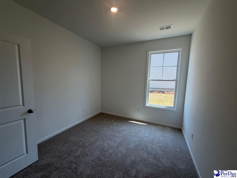 Spacious, unfurnished interior of a new home in Spring Haven, Florence (Image 8).