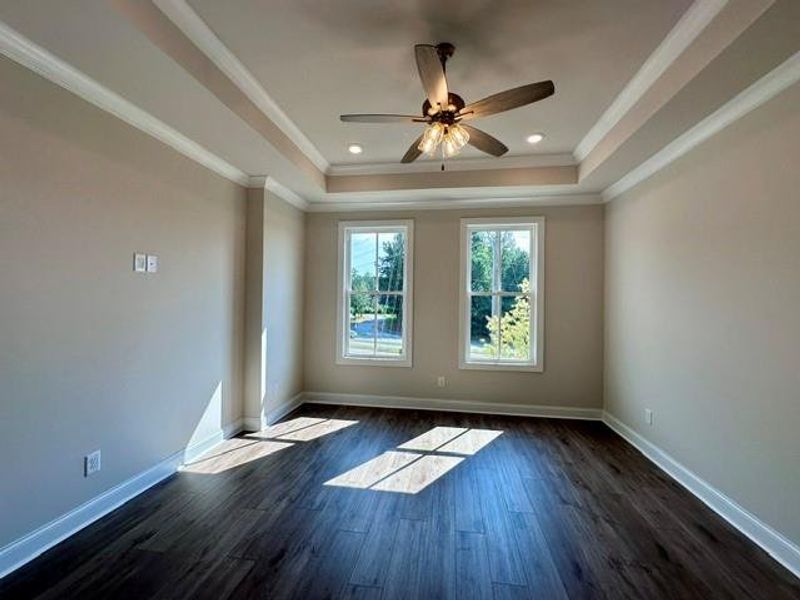 Spacious, unfurnished interior of a new home in Ward's Crossing Townhomes, Johns Creek (Image 27).