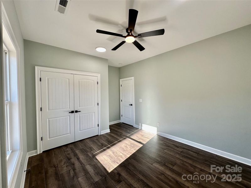 Spacious, unfurnished interior of a new home in , Maiden (Image 20).