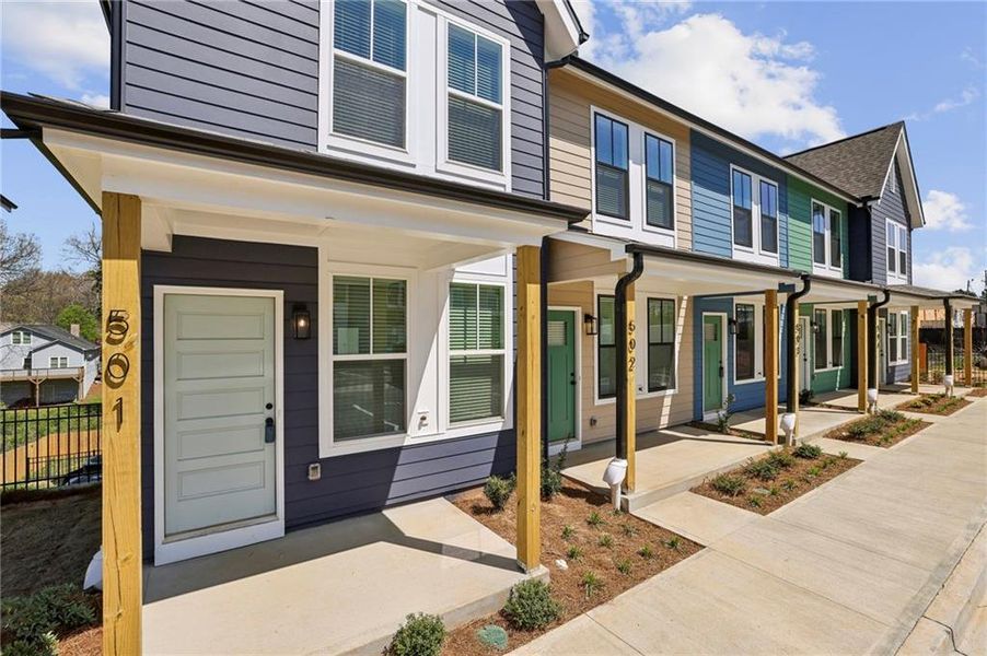 Exterior details and patio area of a home in , Atlanta (Image 15).