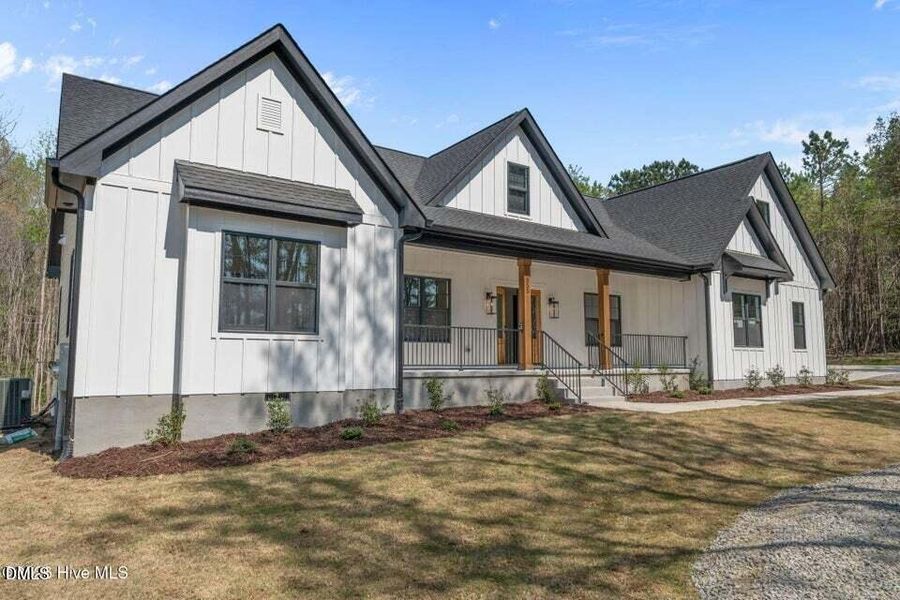 355 Shaw Rd 355 Shaw Rd