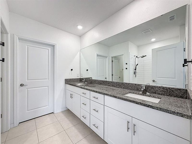 Furnished interior view inside a new home in , Lakeland (Image 26).